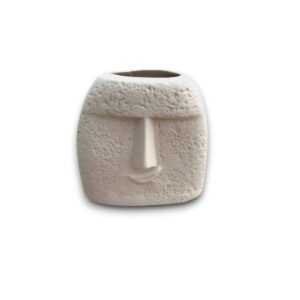 Vaso Sorriso ceramic vase with a whimsical smiley face design, ideal for playful living room décor
