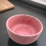 Rosa Pura ceramic serving bowl with soft pink design, ideal for elegant table settings
