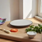 Crema e Notte – Dual-tone ceramic dinner plate with cream and blue finish
