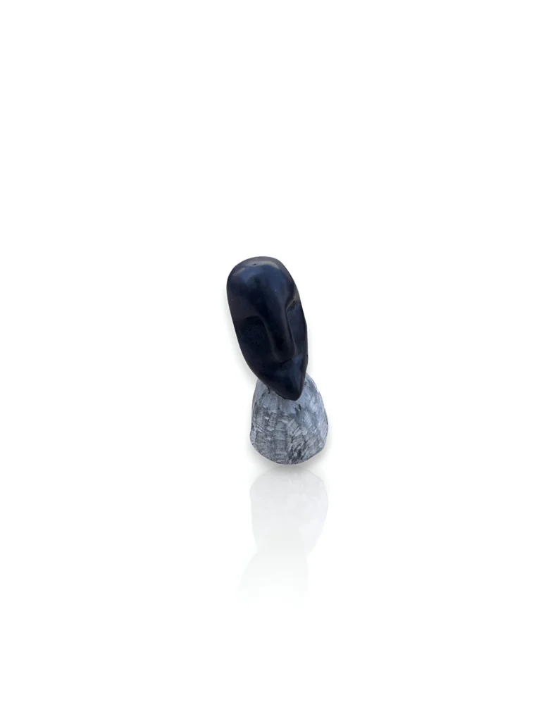 Volti Sacri is a divine white mini sculpture reflecting purity and calm. Crafted in fine stone, it’s the perfect spiritual decor piece for meditative spaces, altars, and modern homes.